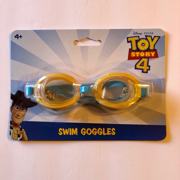 toy story 4 swimming